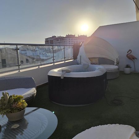 Atico Rilque, Apartamentos Independientes Con Jacuzzi Privado Y Terraza En 龙达 外观 照片