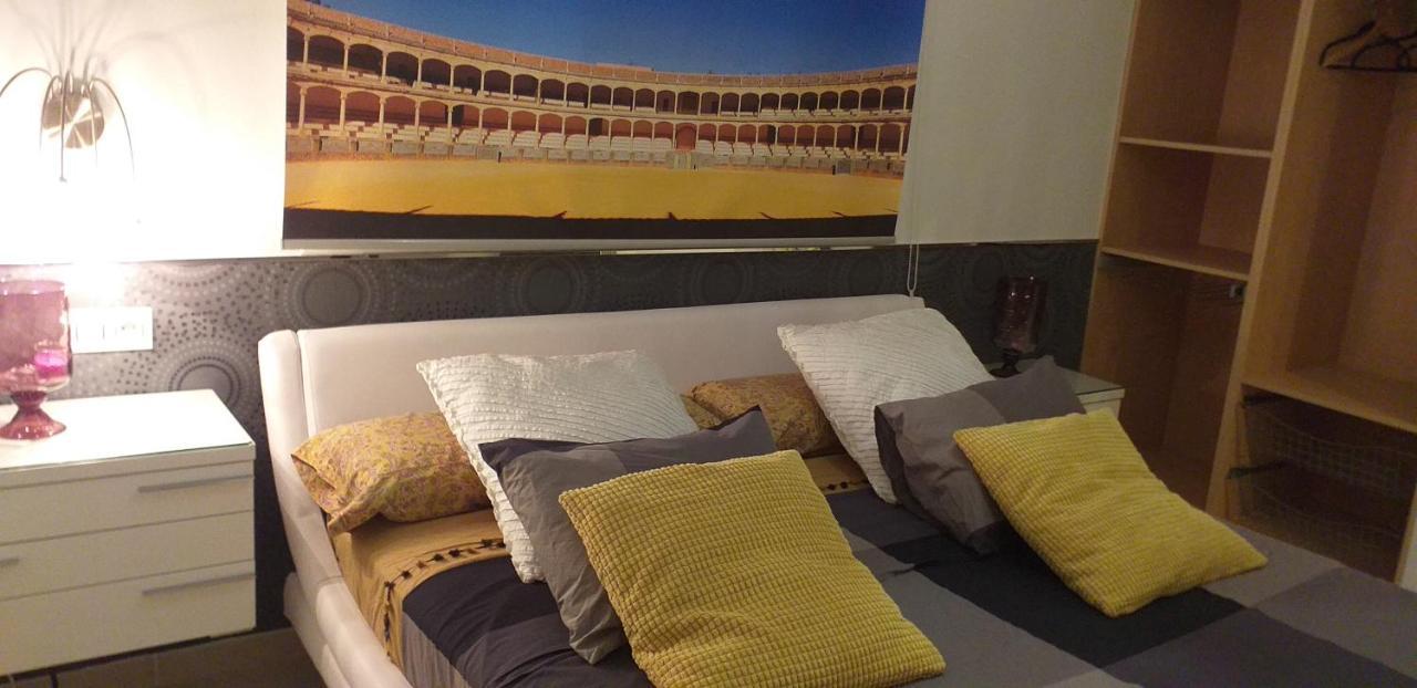 Atico Rilque, Apartamentos Independientes Con Jacuzzi Privado Y Terraza En 龙达 外观 照片