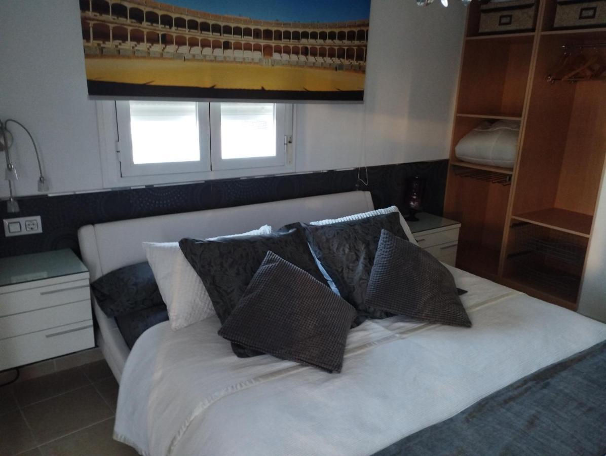 Atico Rilque, Apartamentos Independientes Con Jacuzzi Privado Y Terraza En 龙达 外观 照片