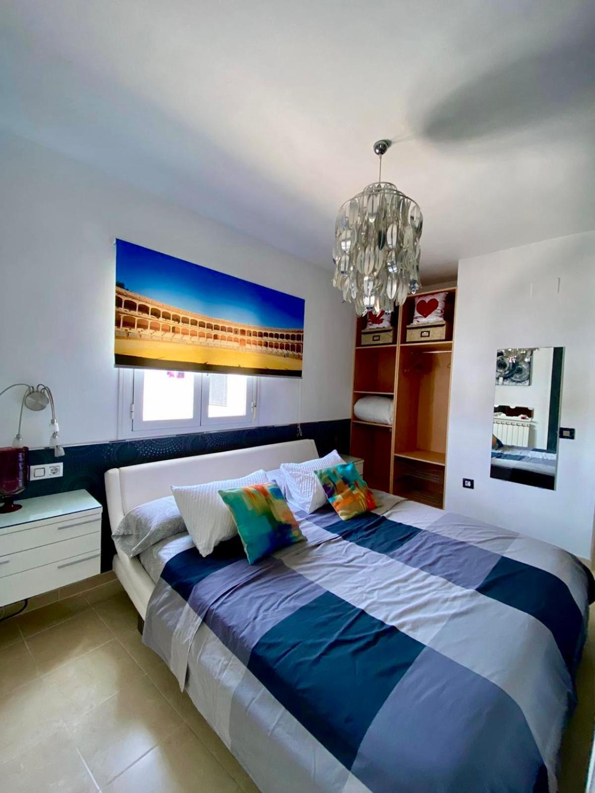 Atico Rilque, Apartamentos Independientes Con Jacuzzi Privado Y Terraza En 龙达 外观 照片